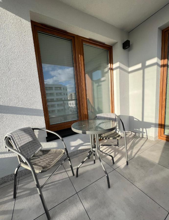 Apartament 26 Metro Apartman Varsó Kültér fotó