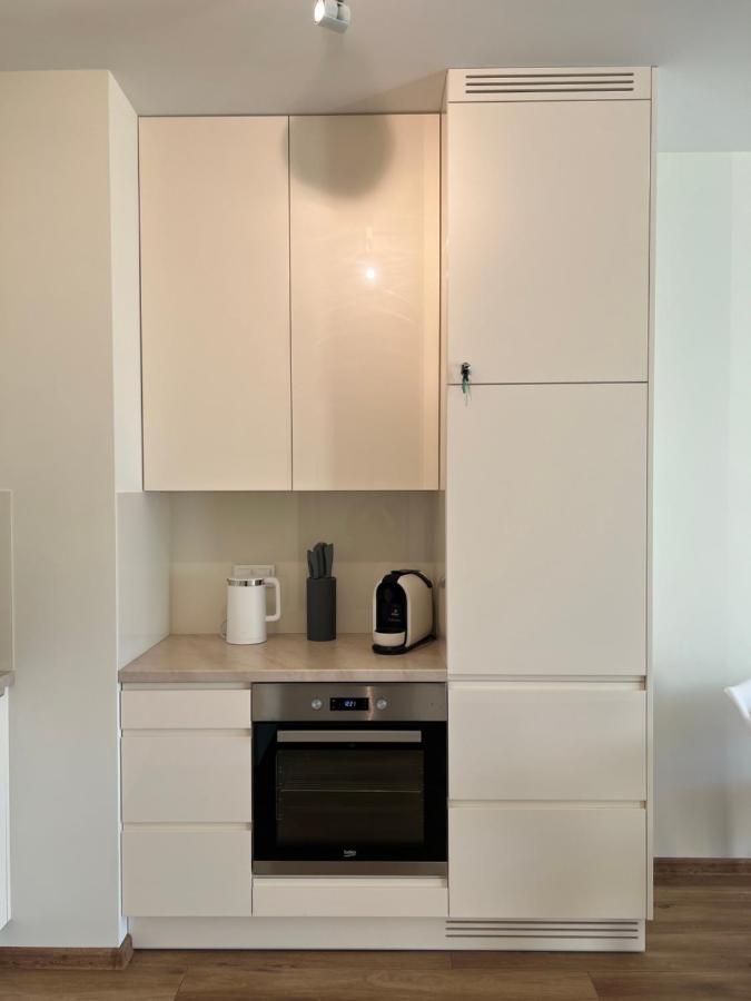 Apartament 26 Metro Apartman Varsó Kültér fotó